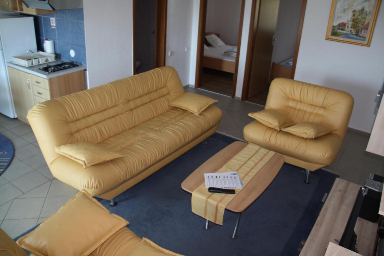维尔Vila Filipasic公寓 外观 照片