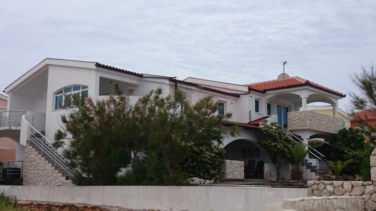 维尔Vila Filipasic公寓 外观 照片